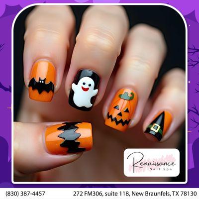 Witchy nails, anyone? Embrace the magic of Halloween with dark and mystical designs at our salon. ‍
---------------------------------