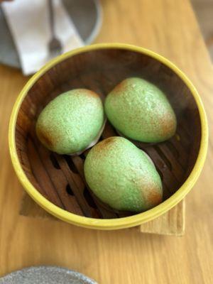 Mango bao