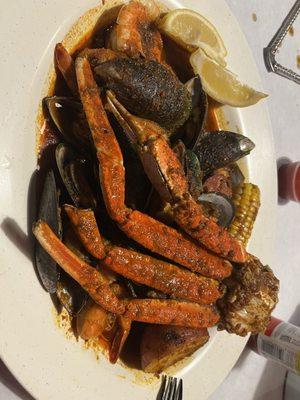 Snow Crabs Large Cajun Boil