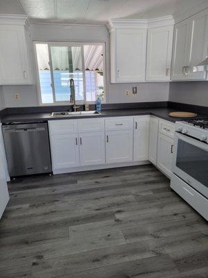 My new kitchen cabinets, flooring and counter top