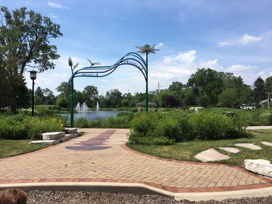 Pond and walking area were nice and clean