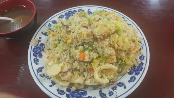 Seafood fried rice