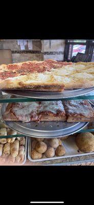 Fresh Mozzarella Pizza  Large Sicilian Pizza  White Pizza Vodka Pizza