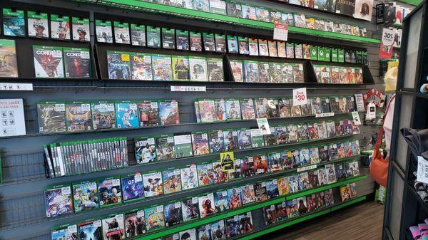 New /Pre-owned Xbox Games