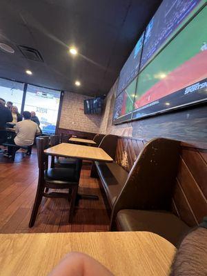 Large Tv screens with sports on