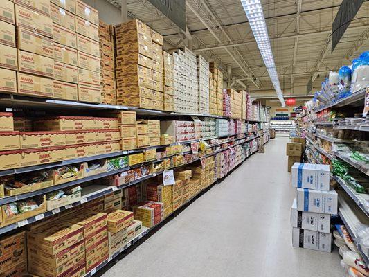 Side 2 of noodle aisle.