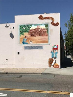 mural on west side of building