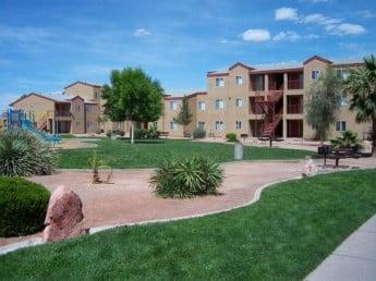 Multifamily complex auctioned in 4/14