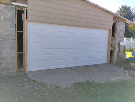 We install new garage doors.