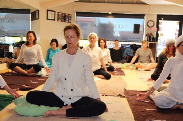 Bringing health, wealth, love and light one mediation at a time.  Lotus Yoga Laguna with Gurufateh.