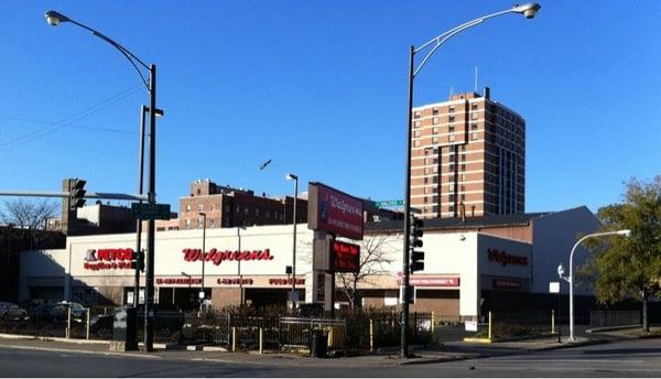 Walgreens at Halsted/Clark and Barry