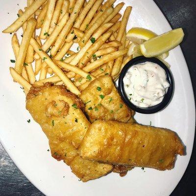 "Fish" and chips w/ tartar sauce