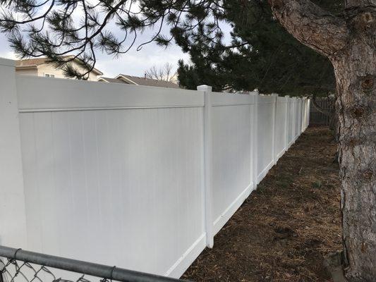 6 Ft Vinyl Privacy fence