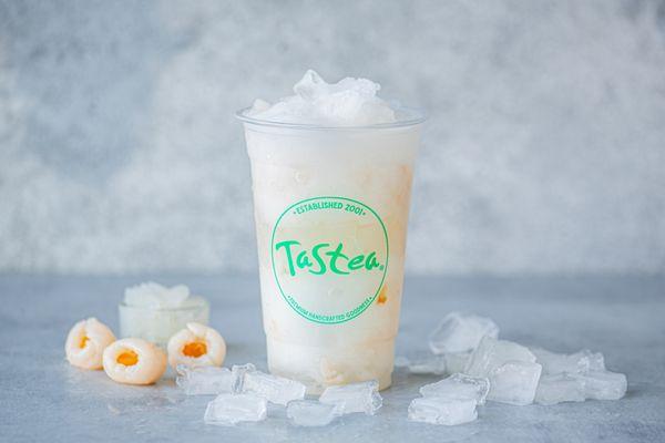 Lychee Freeze: Lychee slushy with real lychee bits and lychee coconut jelly