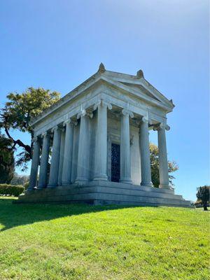 05.21.22 the Hearst Family mausoleum looks like part of the Acropolis in Athens Greece. Made entirely of marble