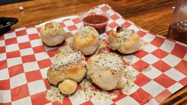 Garlic Knots