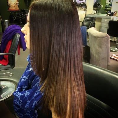 Keratin Smoothing Treatment by Jena Schwoob