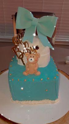 Baby shower cake