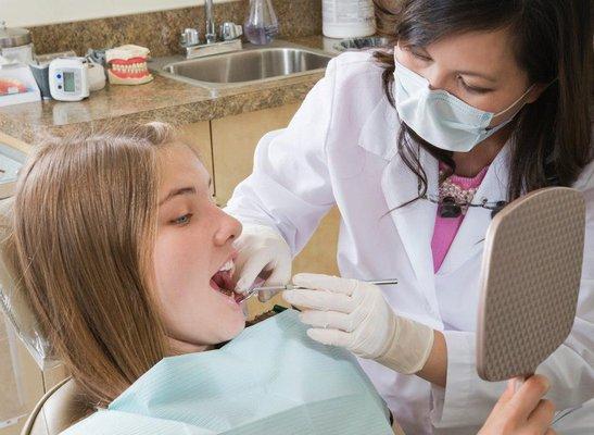 Dr. Tina Le's gentle approach to dental care makes her a popular dentist with adolescents.