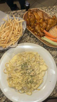 Fettuccine Alfredo and Mango Habanero wings   With French fries 10/10