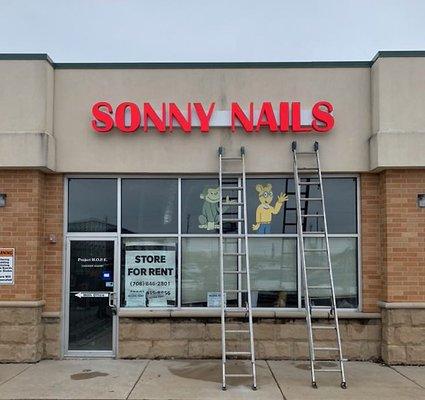 Sonny Nails channel letters