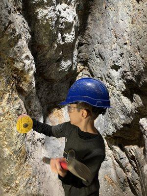 Getting a taste of gold mining life