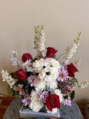 "Dog" bouquet of roses