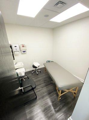 Dr. Speron Plastic Surgery massage room