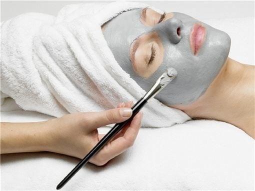 We offer, many types of facials.