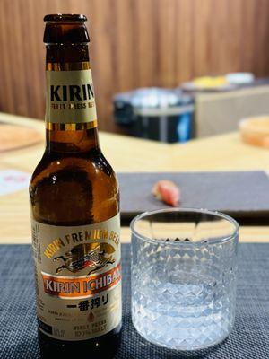 Must have Japanese beer and gin with omakase!