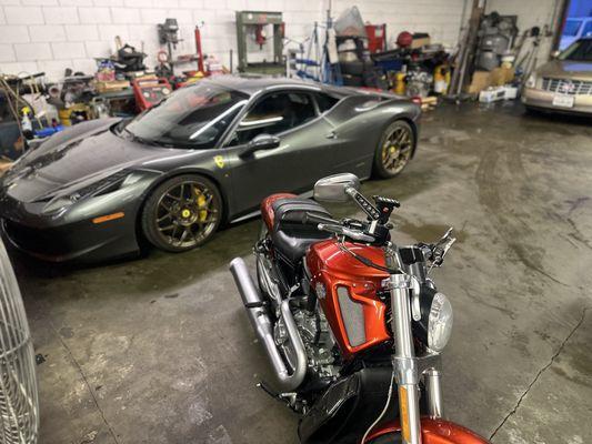 458 Italia in for service