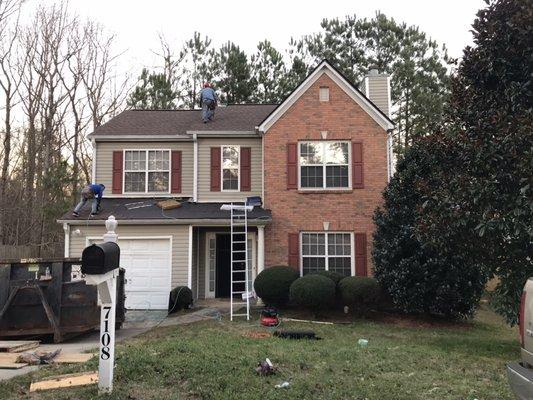 3/4 of the new roof completely installed. Now, the lower is all that remains.