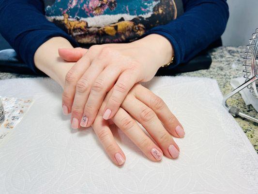 Pretty cute $20 manicure. No Frills just a clean feeling. Really recommend.