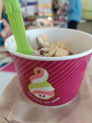 Menchie's Frozen Yogurt