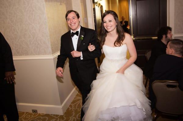 bride and groom enter River Crest Country Club