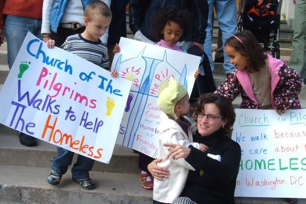 Halloween march in support of homeless relief