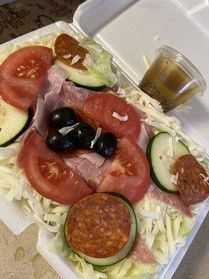 Farinacci's famous fiesta salad