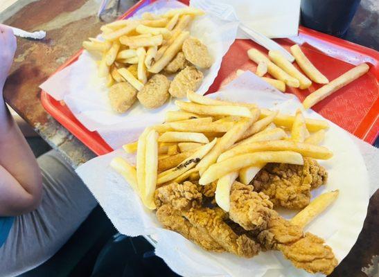 3 Pcs Chicken Tender w/ Fries Chicken Nuggets with French Fries