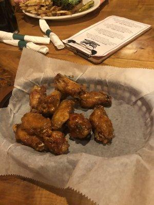 Habanero mango wings