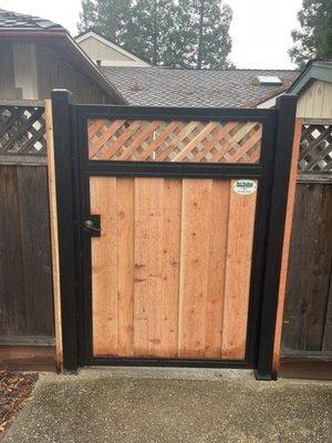 Single custom gate