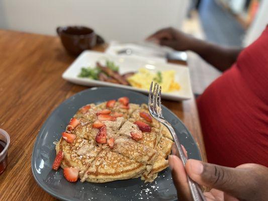 2x2x2 (oatmeal cakes, eggs and bacon)