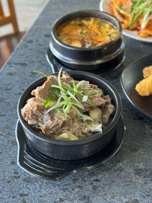 Non-Spicy Pork Bone Soup