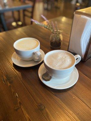 Left- turmeric latte : Right- chai latte