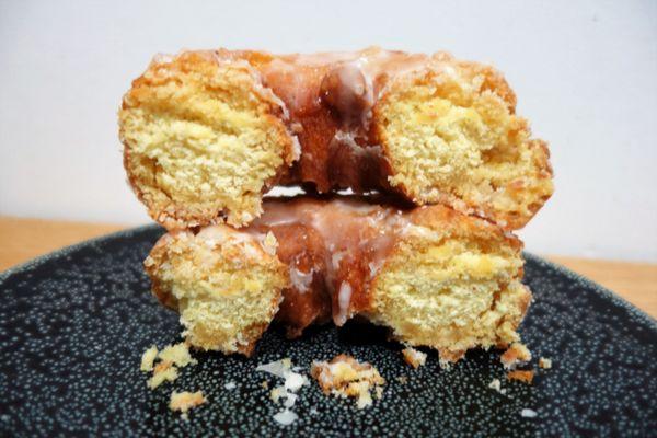 DeLuise Bakery 12/28/18: Glazed Old Fashioned Doughnut (interior)