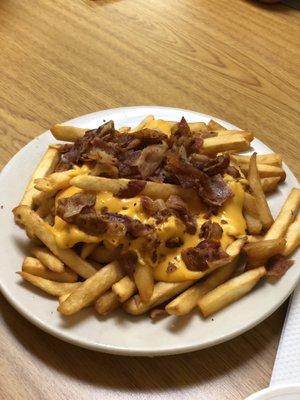 Bacon cheese fries