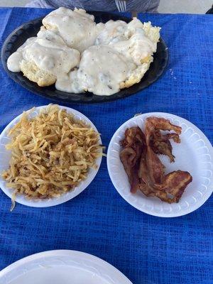 Two biscuits and gravy an order of hashbrowns and an order of bacon. Delicious!!