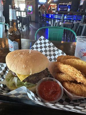 Jalapeño Cheese Burger with onion rings