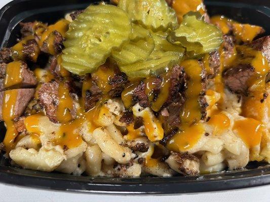 6 Cheese Smoked Mac N Cheese Brisket Bowl