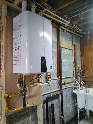 Tankless water heater (navien)