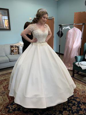 Ana's Professional Gown Alterations